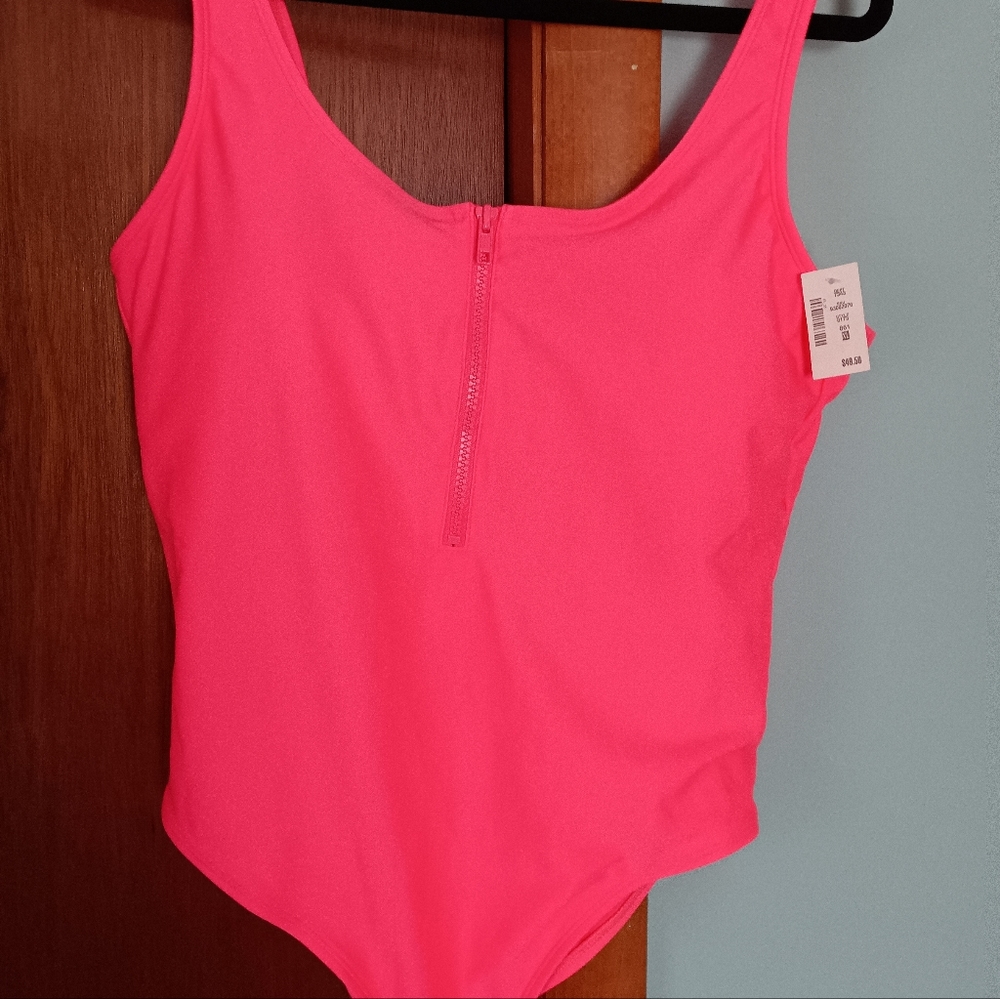 New women's swimsuit.